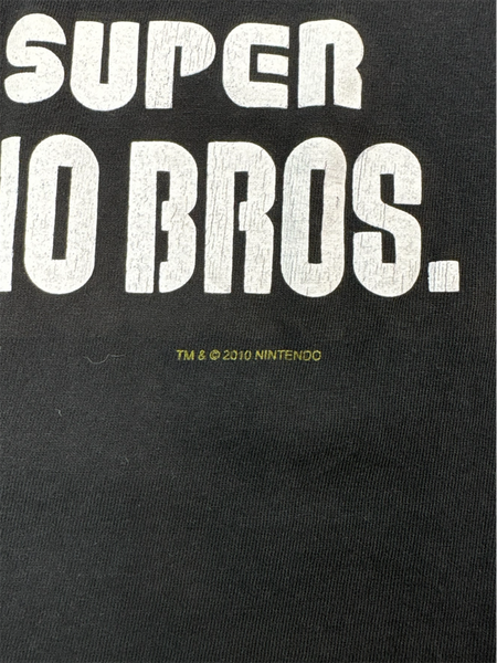 2010 Super Mario Bros tee - L
