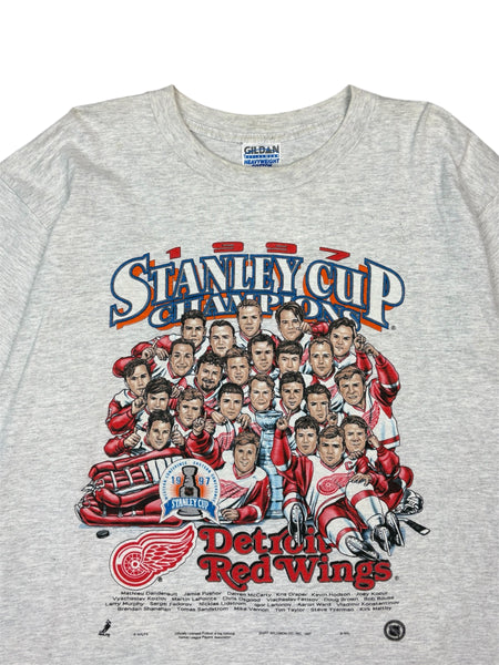 Vintage 1997 Detroit Red Wings Stanley Cup Champions tee - XL