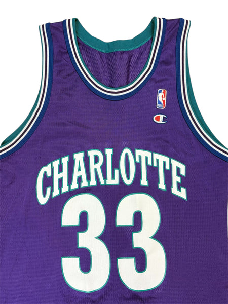Vintage Champion Charlotte Hornets Alonzo Mourning jersey - L